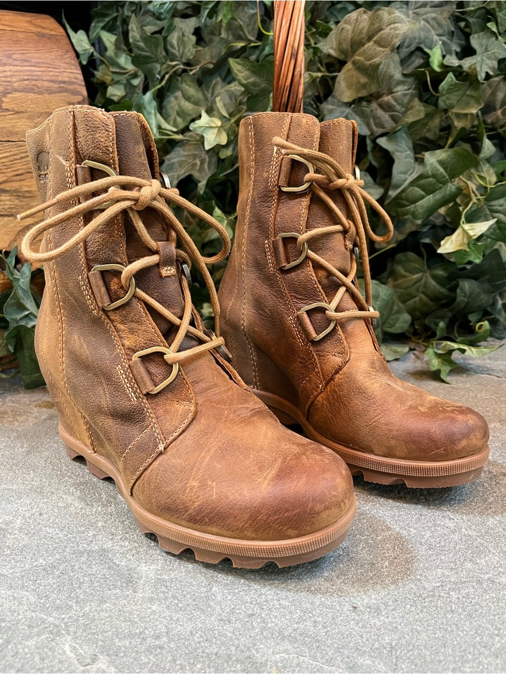 Sorel Joan of Arctic Wedge II Boots Lace Up Brown Nubuck Leather Women's 8/39